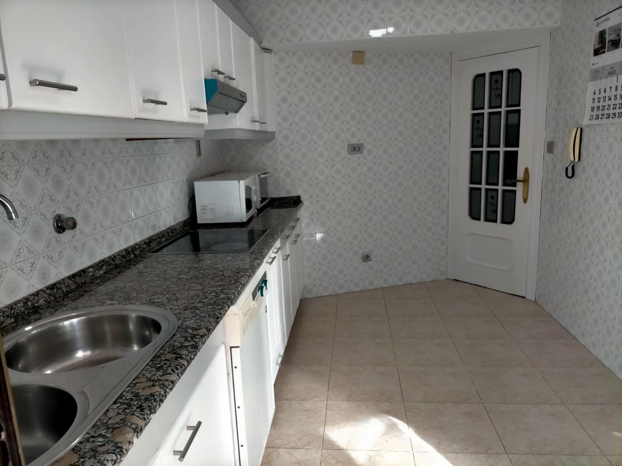 Apartamento Con Garaje Opcional Con 2 Banos Cerca Ayuntamiento Apartment Билбао Екстериор снимка