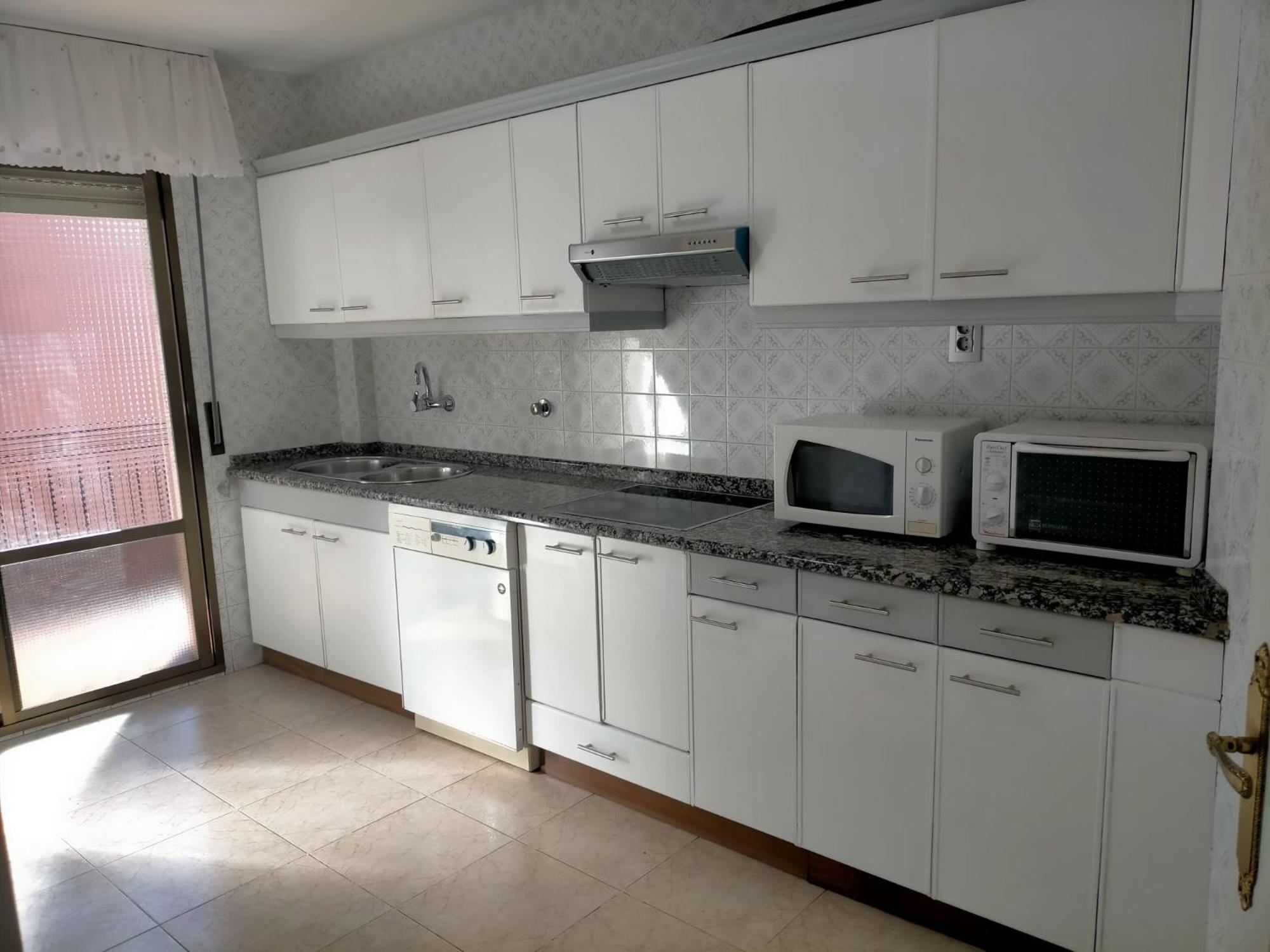 Apartamento Con Garaje Opcional Con 2 Banos Cerca Ayuntamiento Apartment Билбао Екстериор снимка