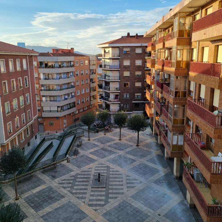 Apartamento Con Garaje Opcional Con 2 Banos Cerca Ayuntamiento Apartment Билбао Екстериор снимка